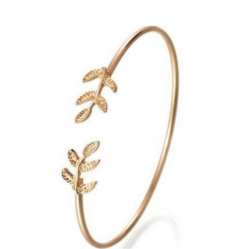 New Leaf Delicate Gold Bracelet